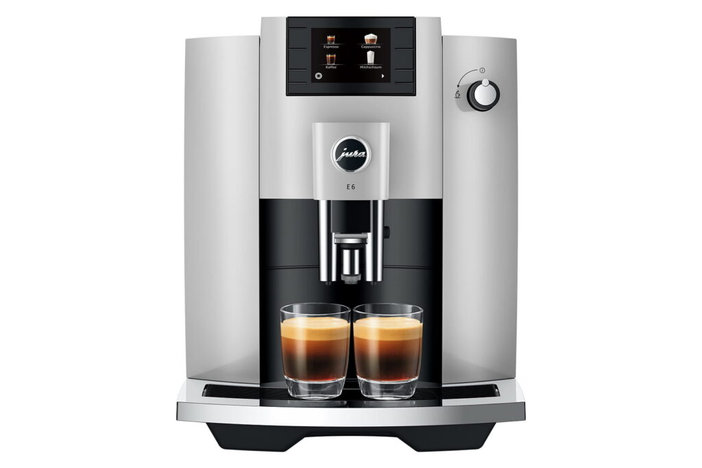 Jura E6 (EC) Kaffeevollautomat in Platin, Frontansicht